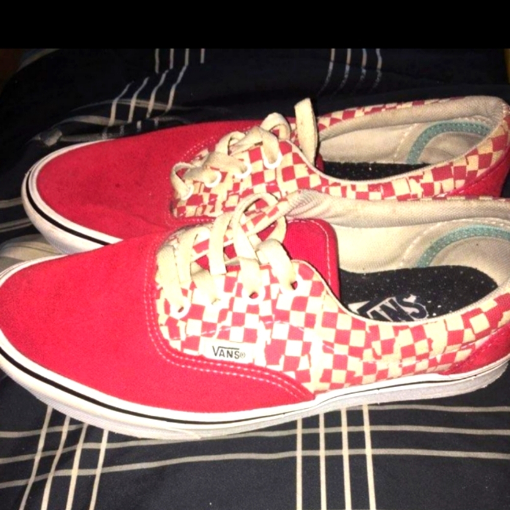 Red vans size 6 in men 7.5 women